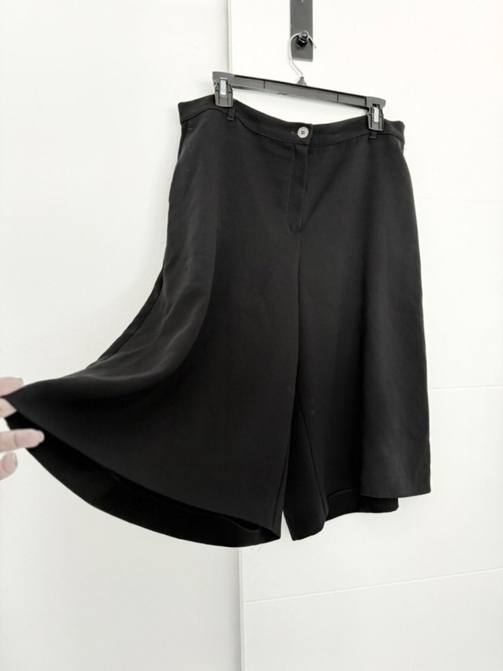 Voyage by Marina Rinaldo Black Gaucho Short Trousers Wide Leg Short Pants